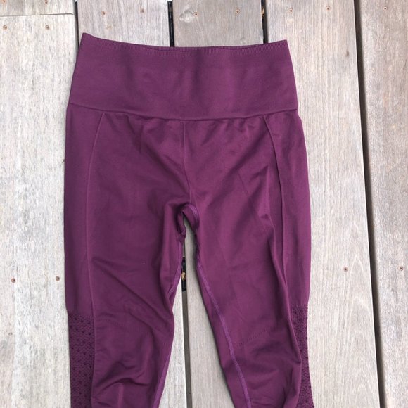Fabletics Leggings - wine red/purple - XS - Picture 3 of 4